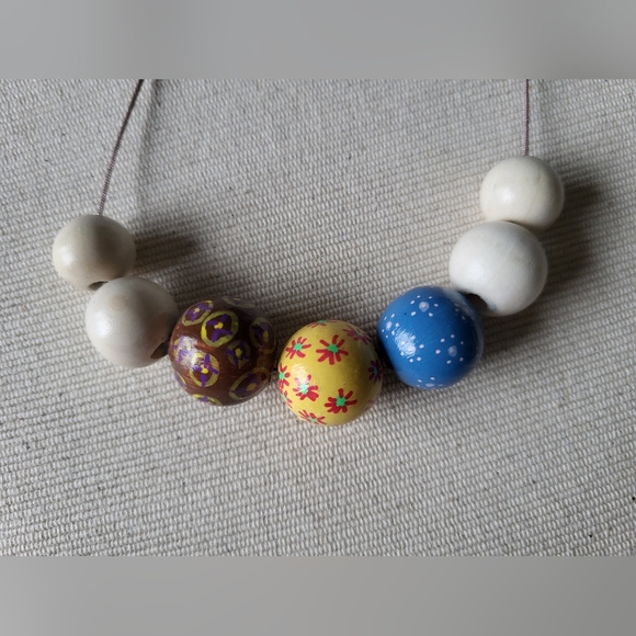 New handmade Necklace and earrings set - Picture 8 of 9